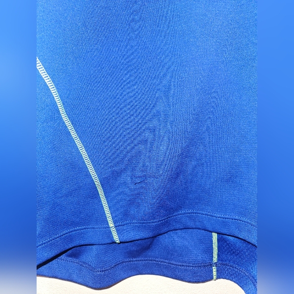 The North Face Flash Dry Shirt 1/4 Zip Long Sleeve - Picture 4 of 4